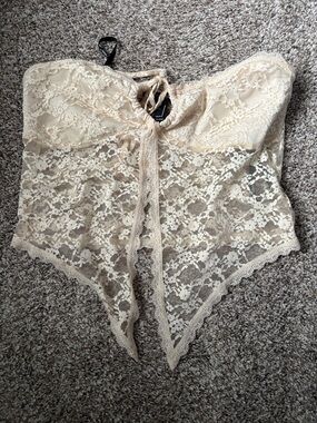 Forever 21 Sheer Lace Strapless Bustier in Cream